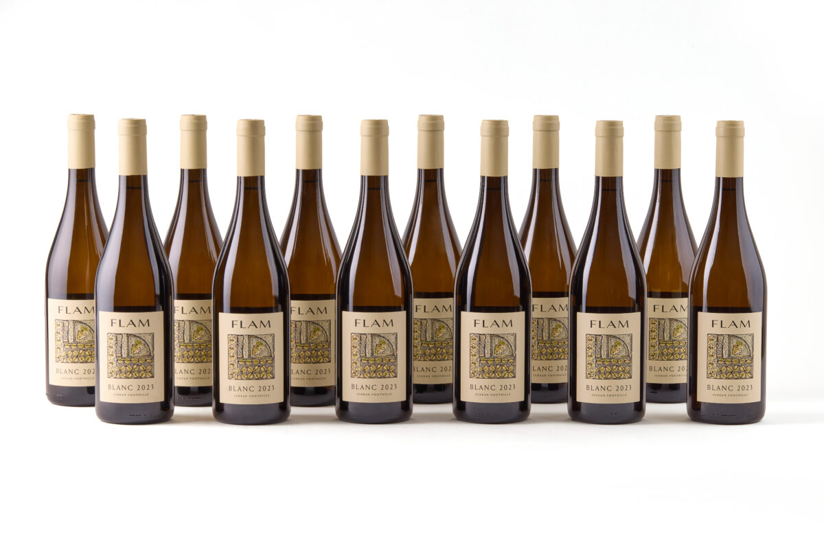 12 Flam Blanc 2023 bottles